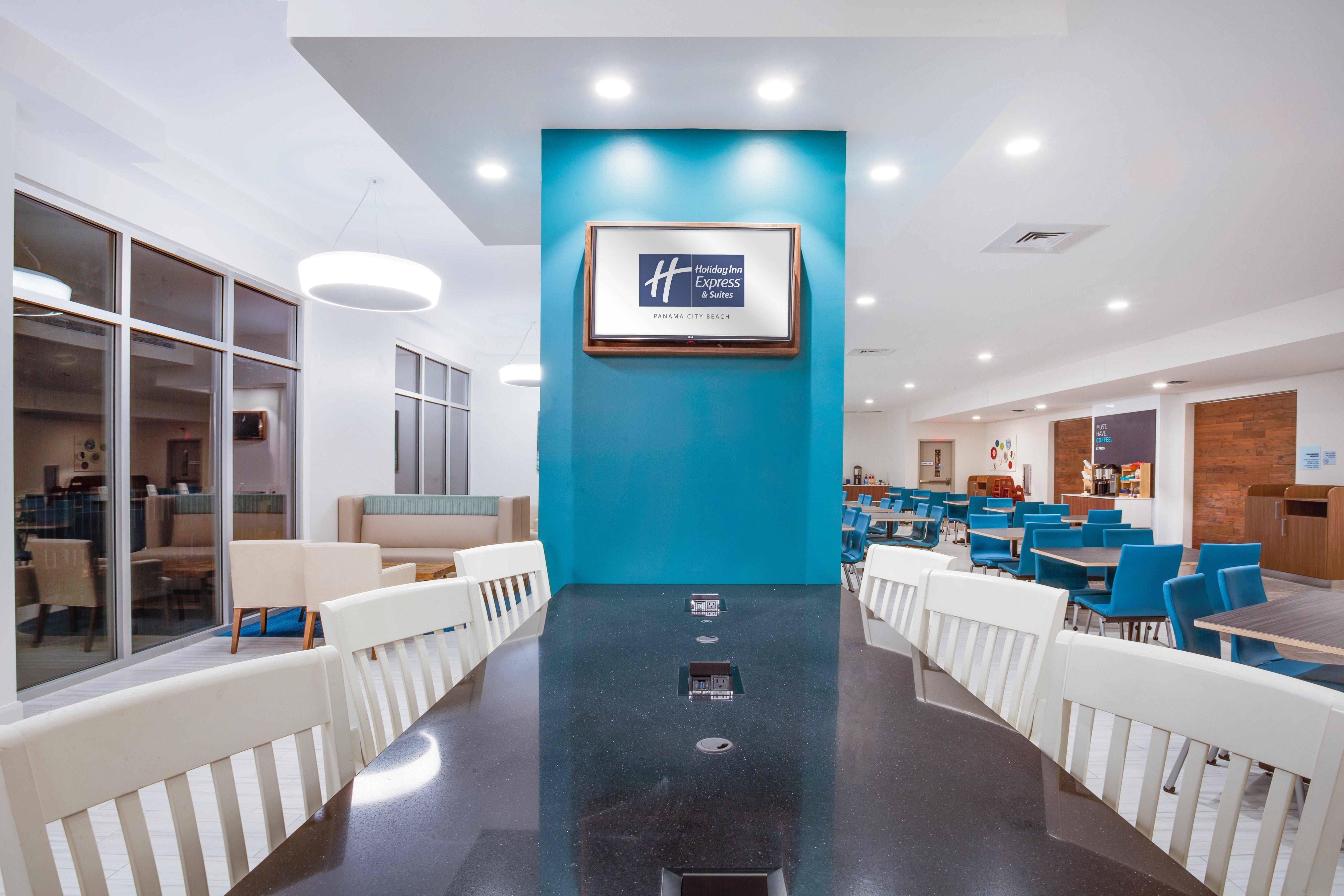 Holiday Inn Express & Suites Panama City Beach Beachfront By Ihg Eksteriør bilde