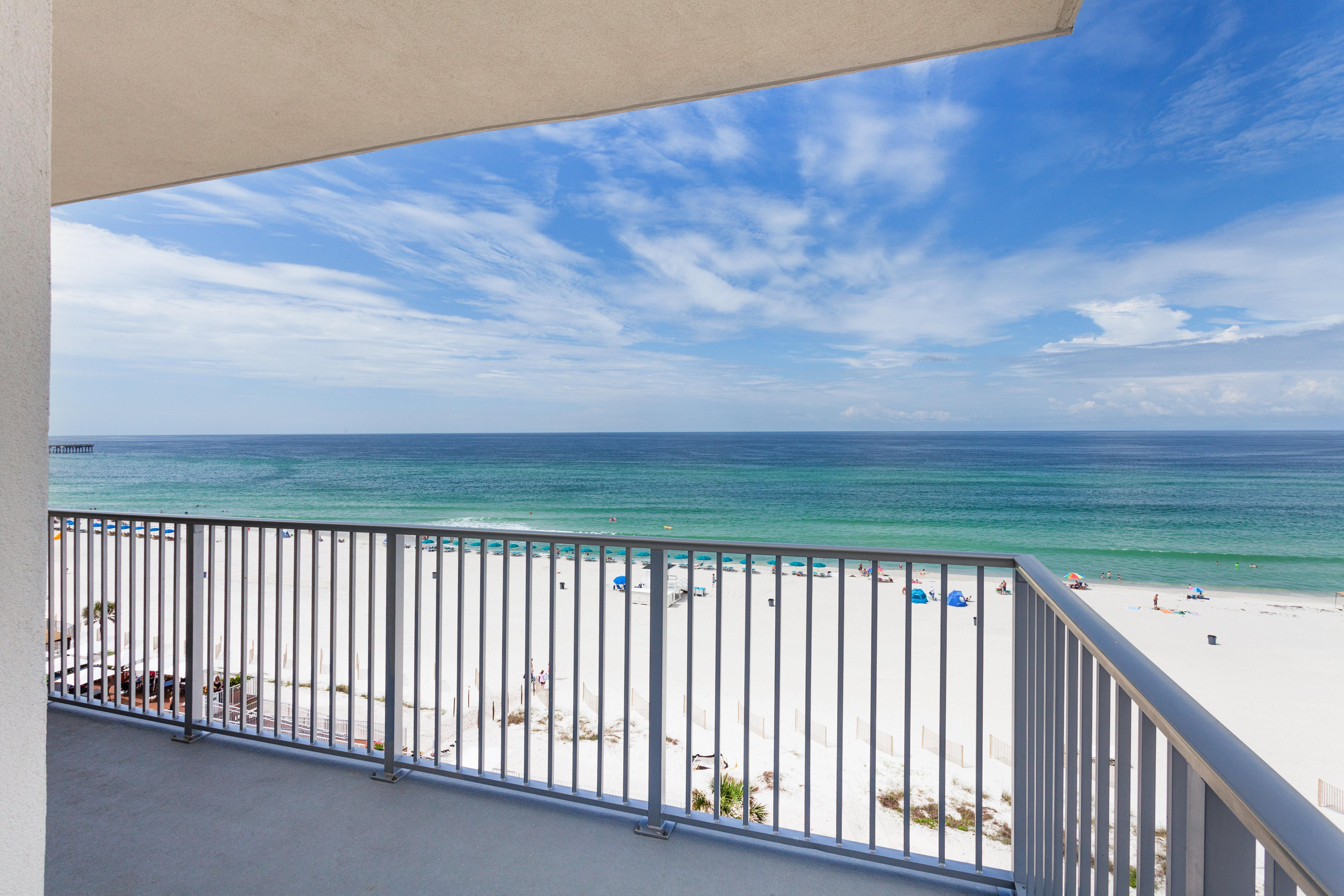Holiday Inn Express & Suites Panama City Beach Beachfront By Ihg Eksteriør bilde