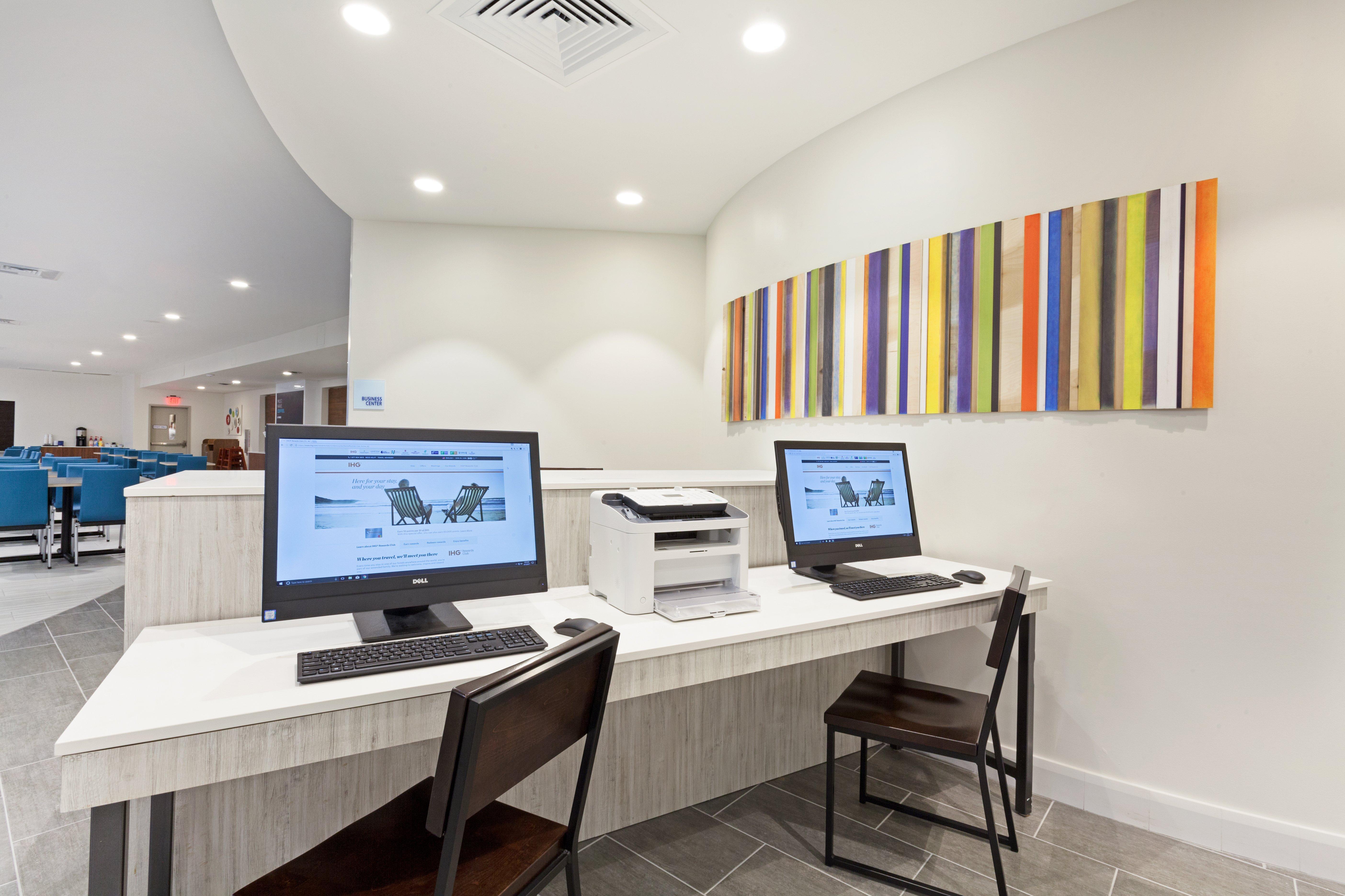 Holiday Inn Express & Suites Panama City Beach Beachfront By Ihg Eksteriør bilde