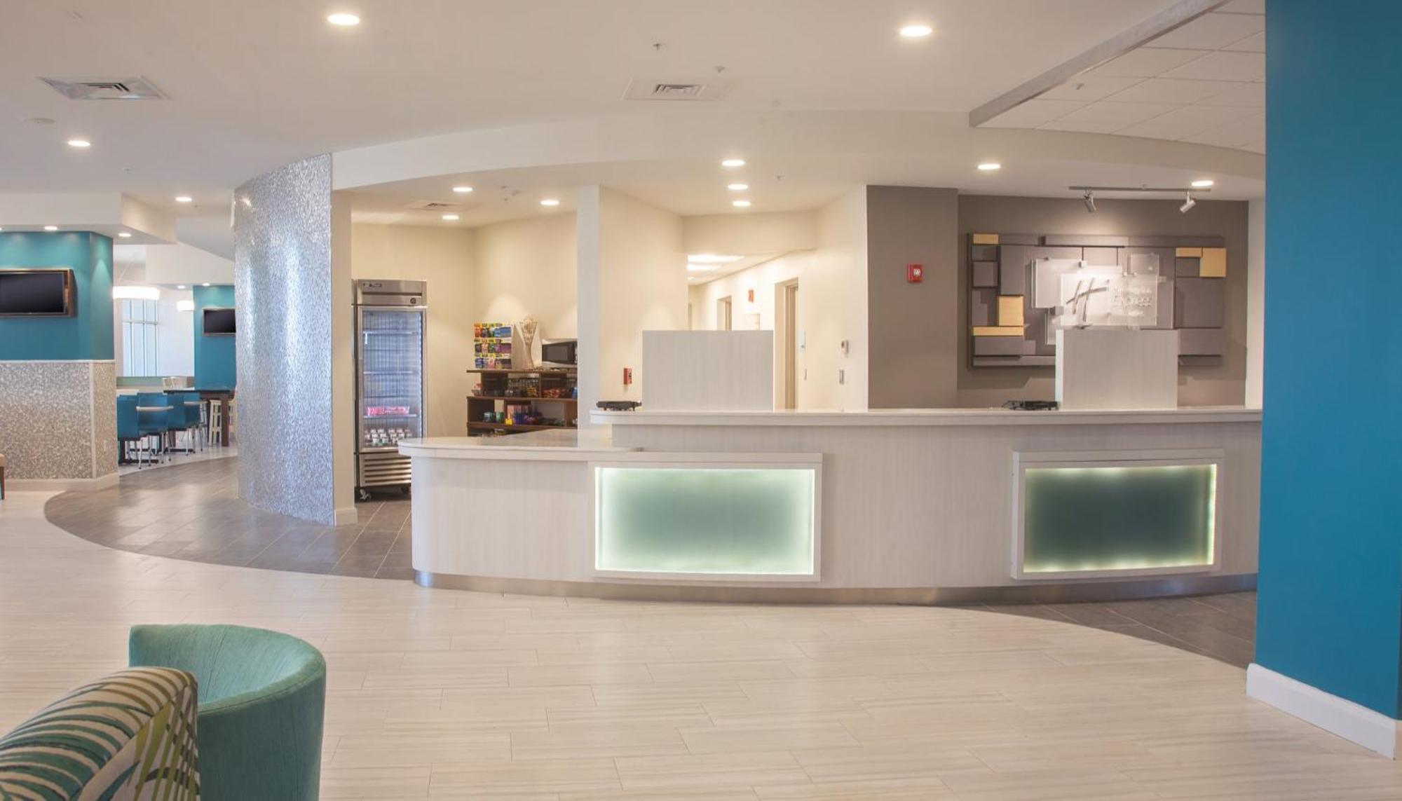 Holiday Inn Express & Suites Panama City Beach Beachfront, An Ihg Hotel Eksteriør bilde