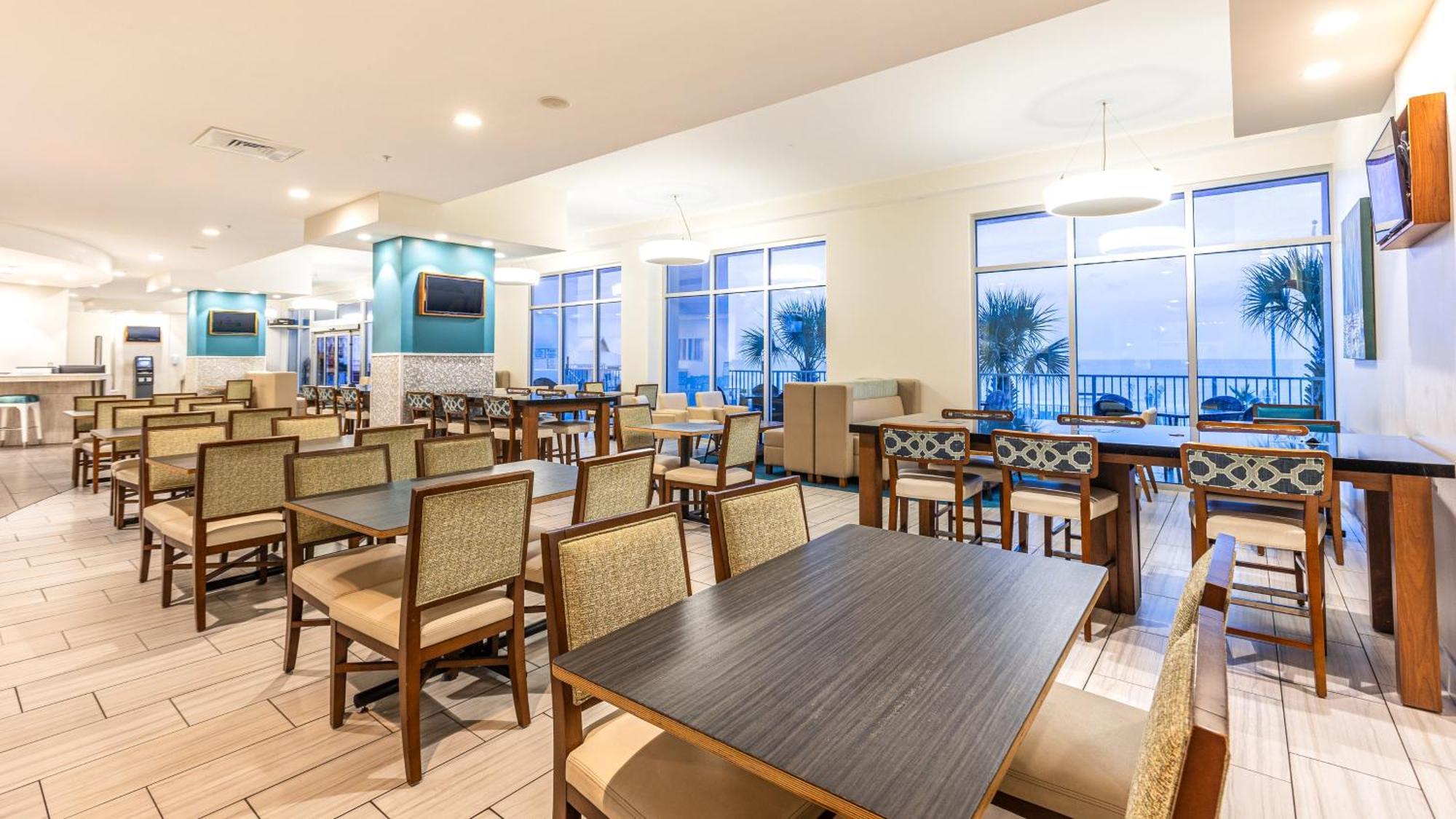Holiday Inn Express & Suites Panama City Beach Beachfront By Ihg Eksteriør bilde